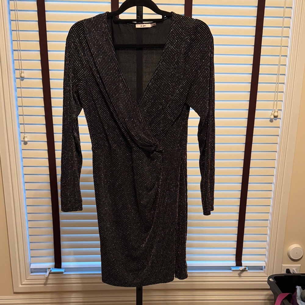 Mi Ami Francesca Elegant Black and Tricolored Sparkle Women's Dress - Size Large